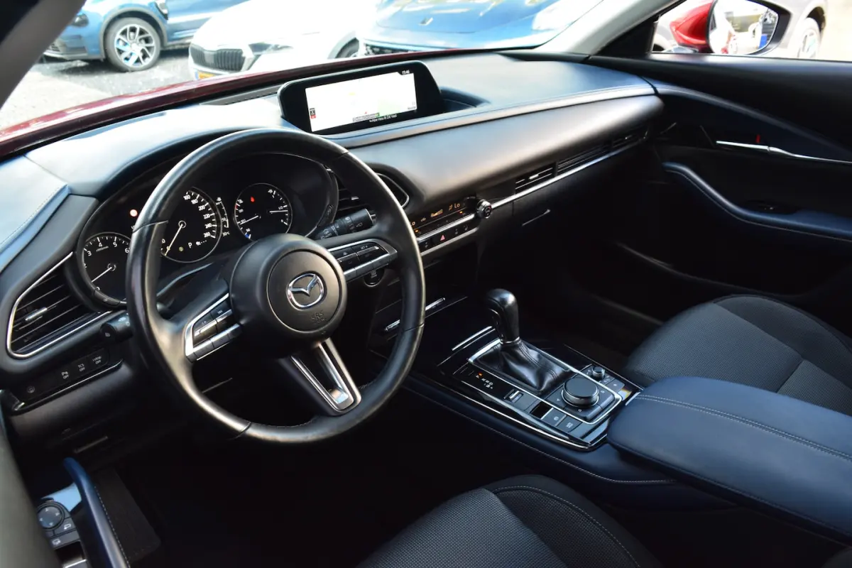 2.0 e-SkyActiv-X M Hybrid 180 PK | ACC | Camera | BOSE |