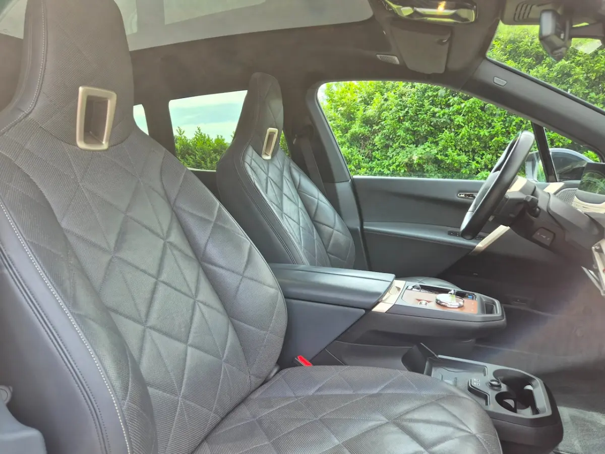 XDrive50 High Executive 112 kWh - SOH 94% - M-Sport - Panodak - HuD - Massagestoelen - B&W