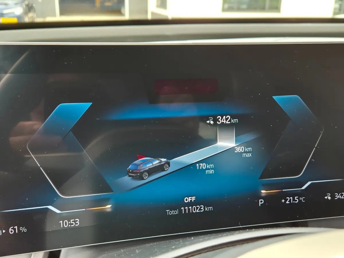 XDrive50 High Executive 112 kWh - SOH 94% - M-Sport - Panodak - HuD - Massagestoelen - B&W
