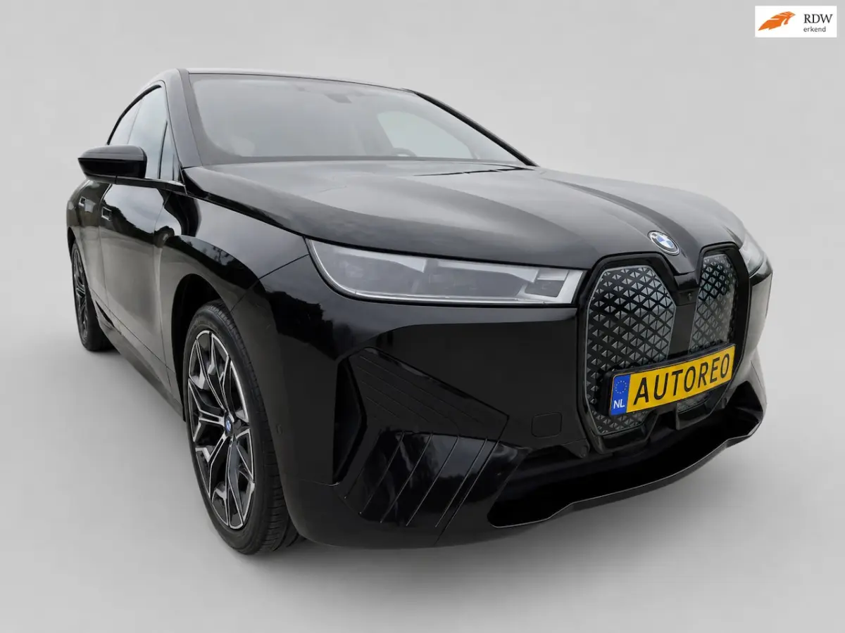 XDrive50 High Executive 112 kWh - SOH 94% - M-Sport - Panodak - HuD - Massagestoelen - B&W