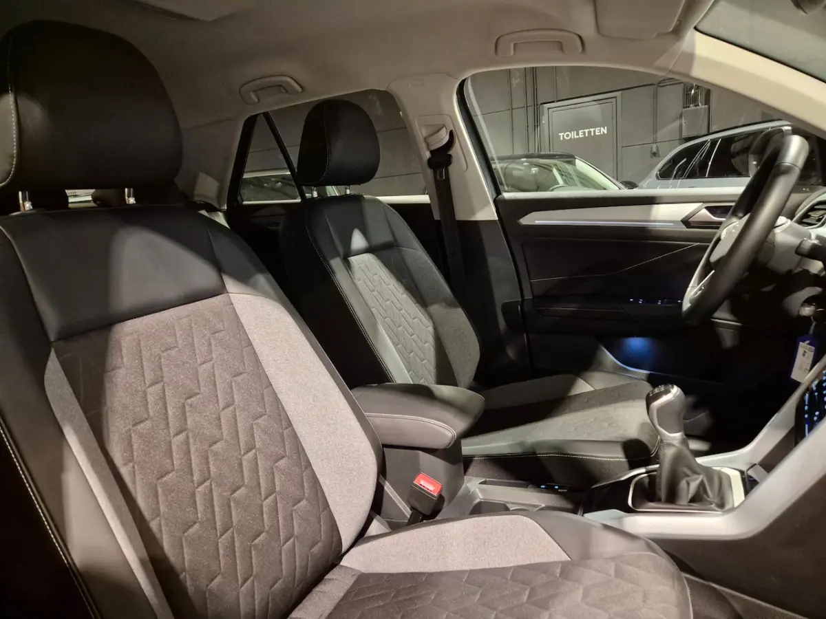 1.0 TSI Goal Edition - Clima - Stoelverwarming - Adapt Cruise - CarPlay - PDC - Incl BTW