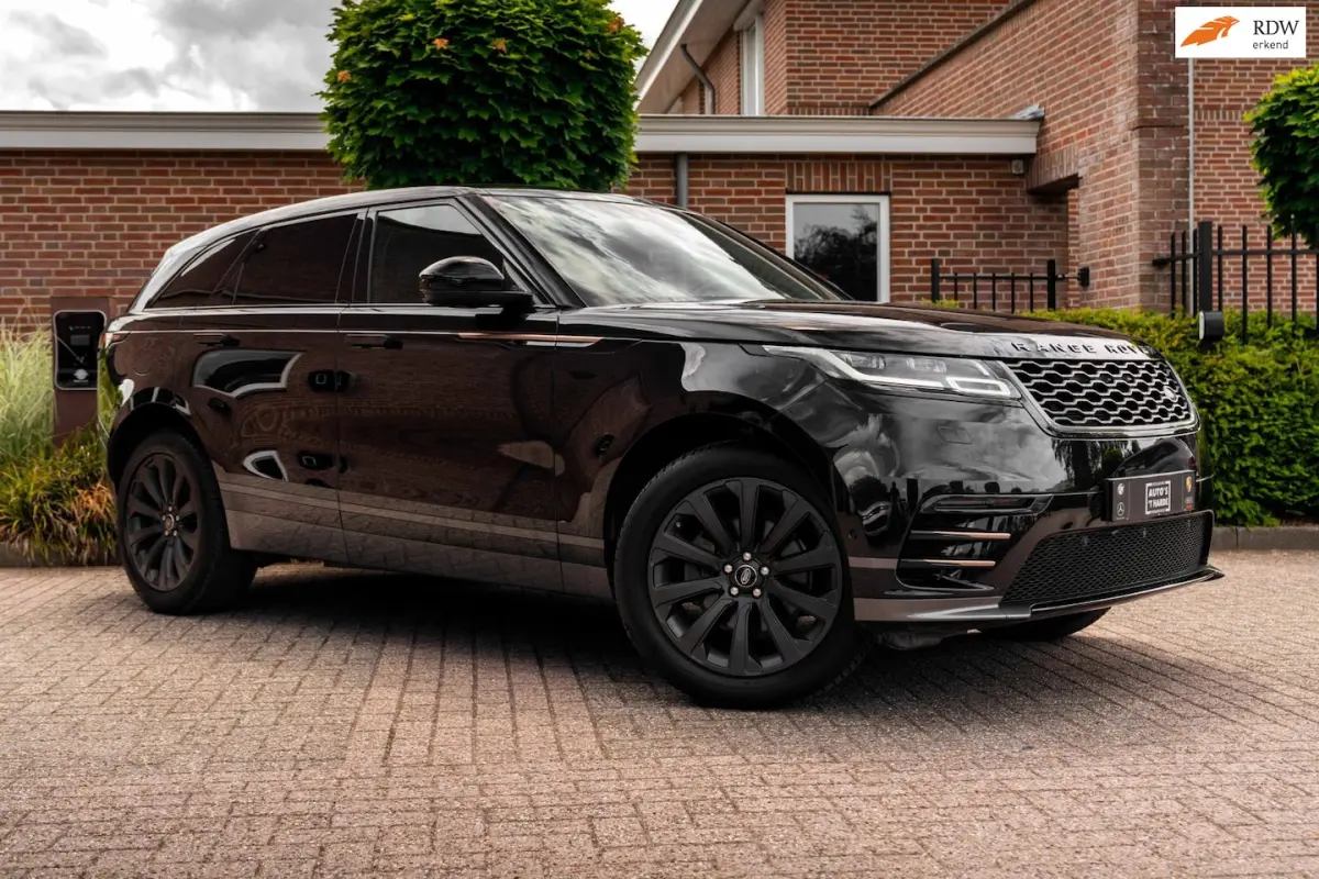 2.0 I4 Turbo AWD R-Dynamic HSE Trekhaak Schuifdak 360 Camera Meridian Stoelverw.Verw 20''