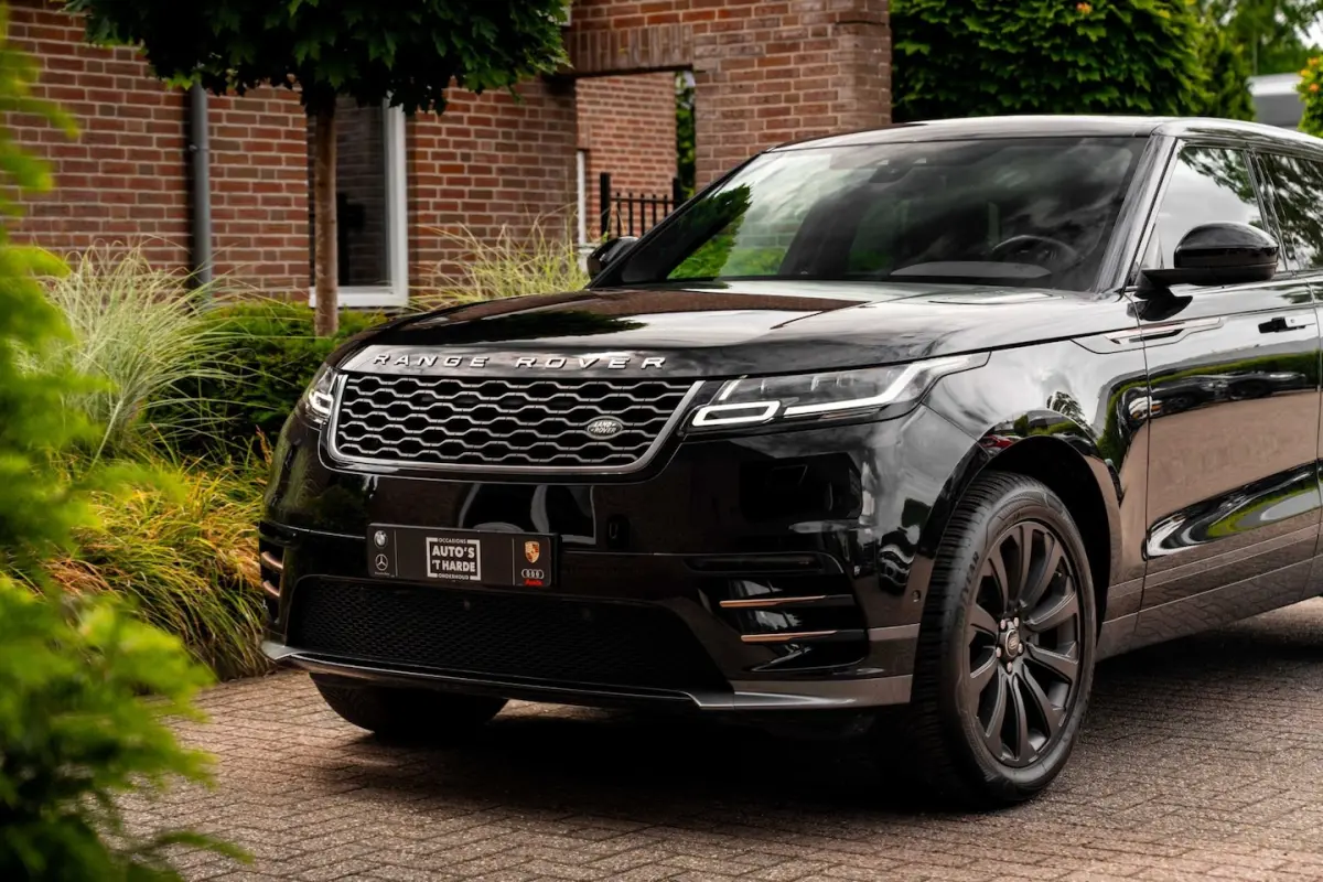 2.0 I4 Turbo AWD R-Dynamic HSE Trekhaak Schuifdak 360 Camera Meridian Stoelverw.Verw 20''