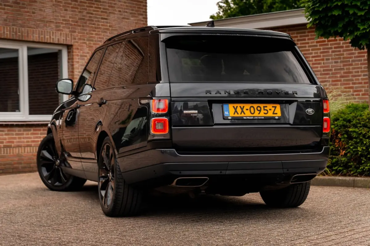 P400e LWB Autobiography 404 PK Schuifdak Adaptive Meridian Keyless Massage & Memory 22''