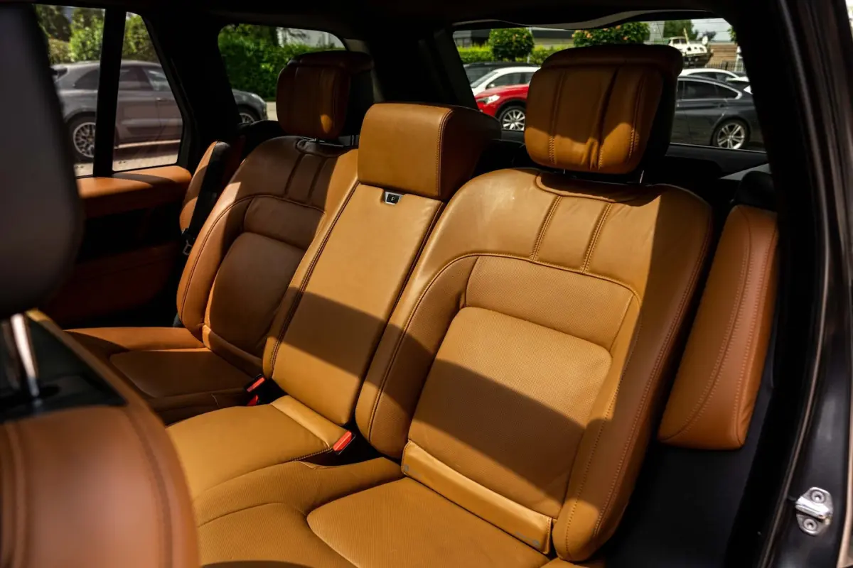 P400e LWB Autobiography 404 PK Schuifdak Adaptive Meridian Keyless Massage & Memory 22''