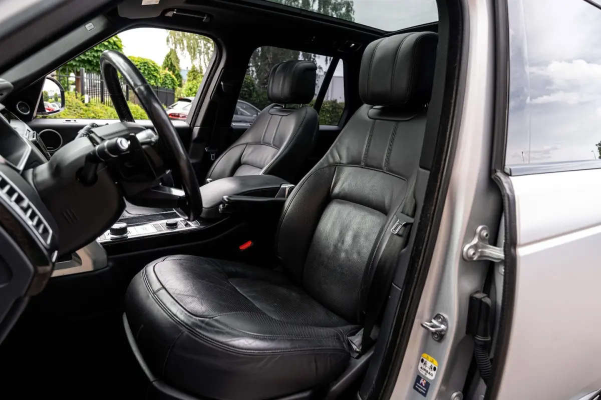 P400e Limited Edition 404 PK SVO Kleur Pano Soft-Close Keyless Meridian 21''