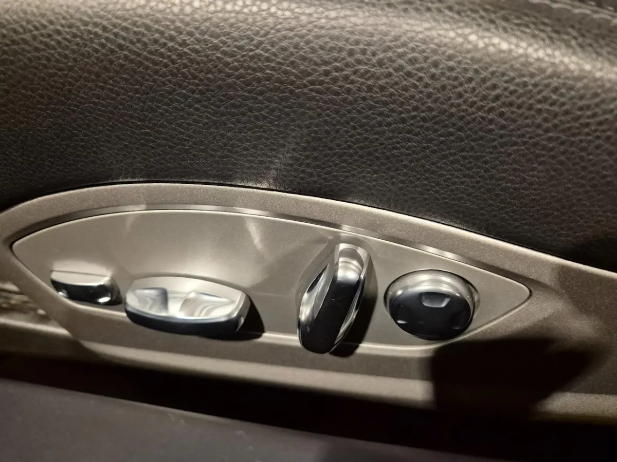 2.7 PDK - 1e Eigenaar - NL Auto - Licht design - Sportstoelen met leder pakket - HiFi pakk