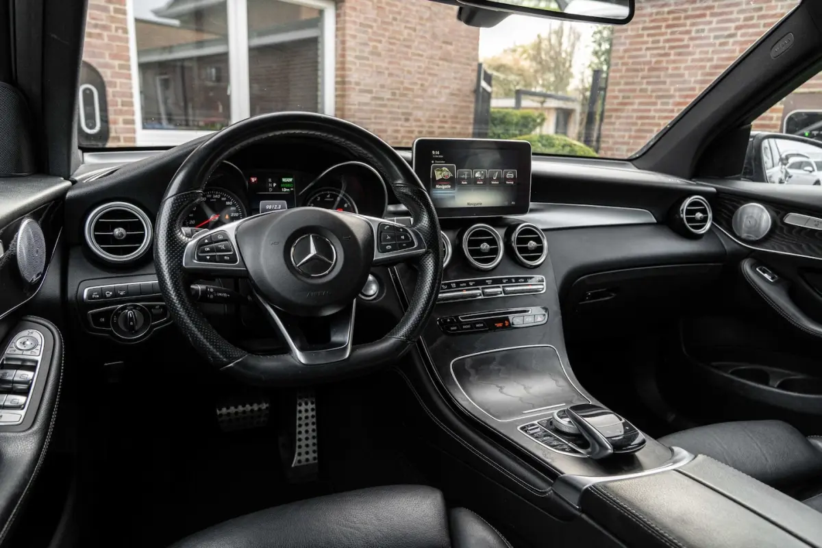 350e 4MATIC Business Solution AMG Luchtvering Burmester 360 Camera 19''