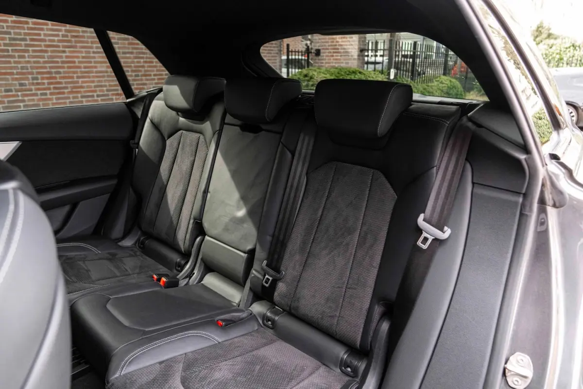 55 TFSI e Quattro Pro Line S-Line Luchtvering Trekhaak Adaptive LED Matrix 22''