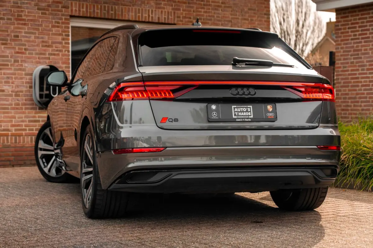 55 TFSI e Quattro Pro Line S-Line Luchtvering Trekhaak Adaptive LED Matrix 22''