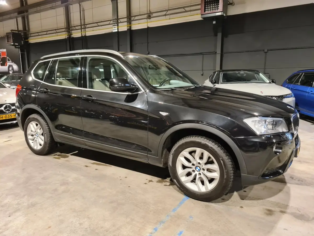 XDrive20i High Executive - Leder - Memorystoel - Stoelverw - Camera - Navigatie - NL Auto