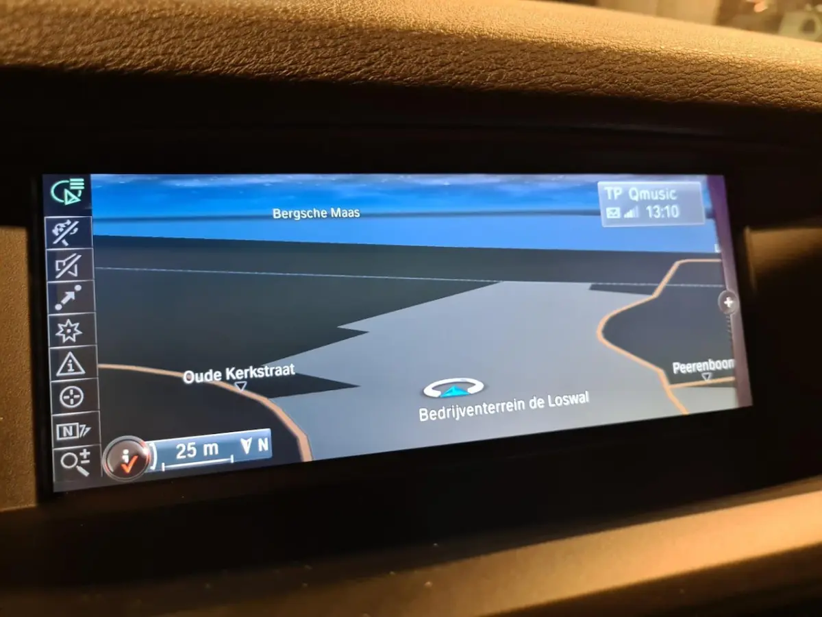 XDrive20i High Executive - Leder - Memorystoel - Stoelverw - Camera - Navigatie - NL Auto