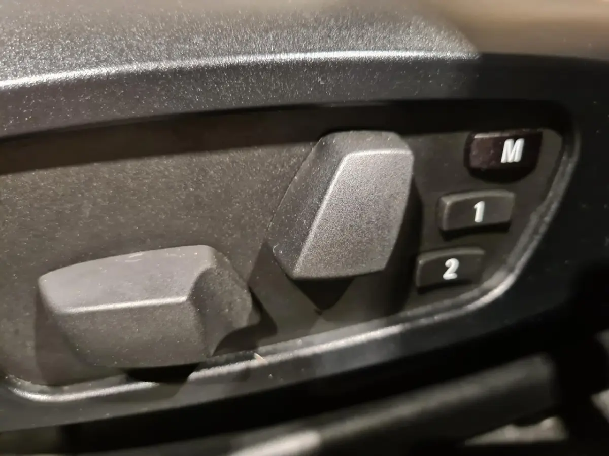 XDrive20i High Executive - Leder - Memorystoel - Stoelverw - Camera - Navigatie - NL Auto
