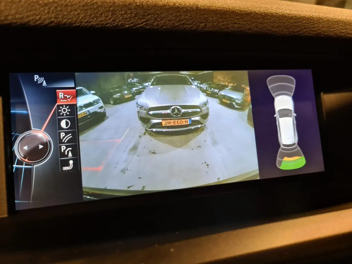 XDrive20i High Executive - Leder - Memorystoel - Stoelverw - Camera - Navigatie - NL Auto