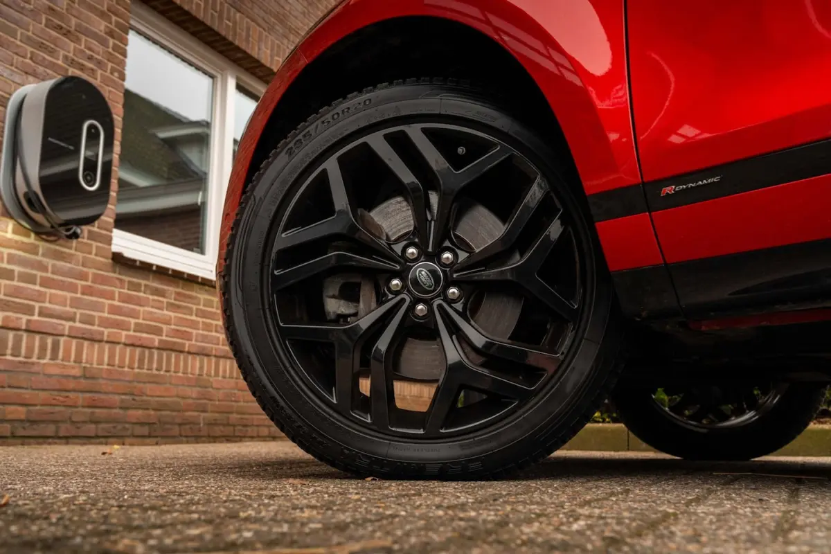 2.0 P250 AWD R-Dynamic HSE ACC Meridian Leder Memory Keyless 20''