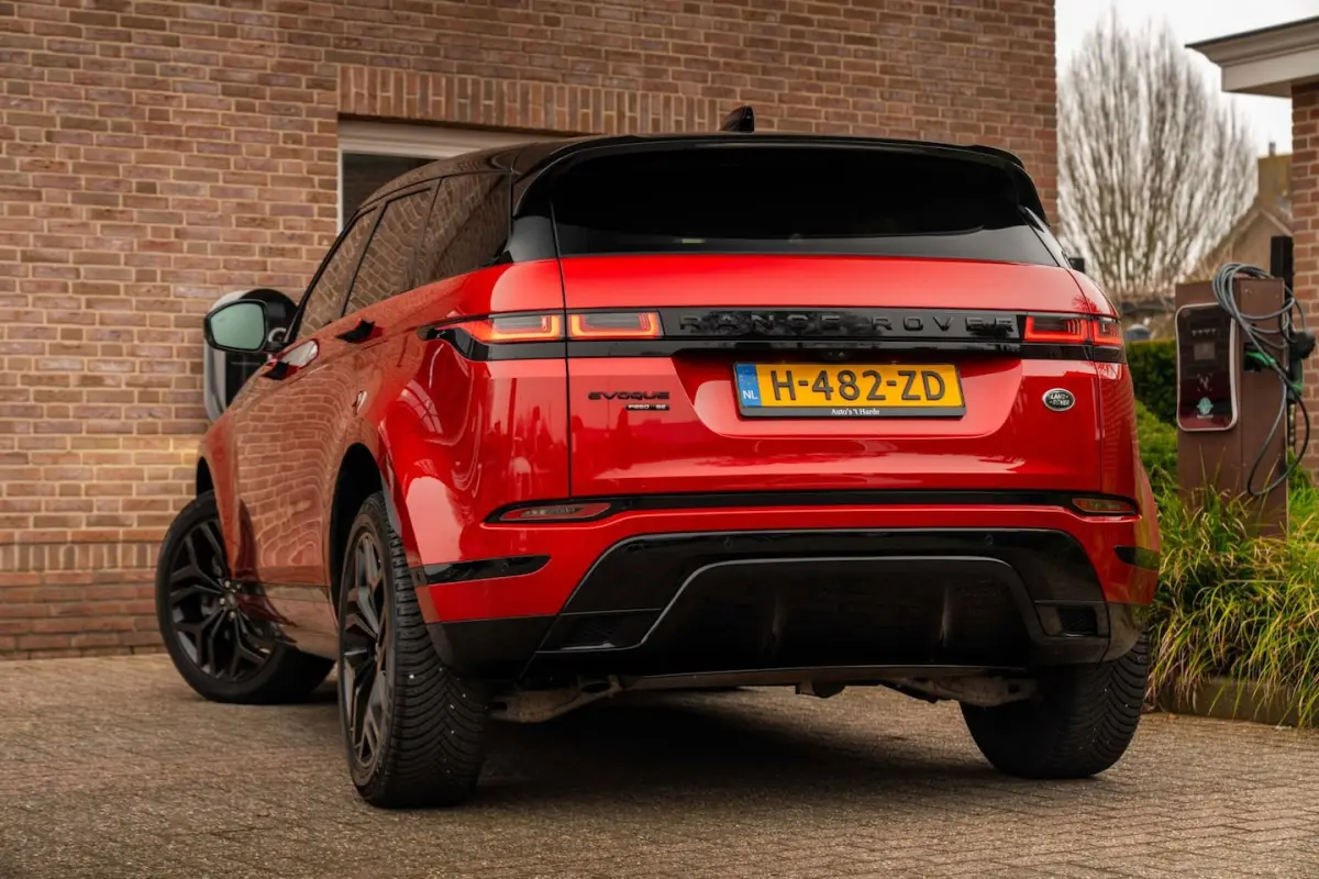 2.0 P250 AWD R-Dynamic HSE ACC Meridian Leder Memory Keyless 20''