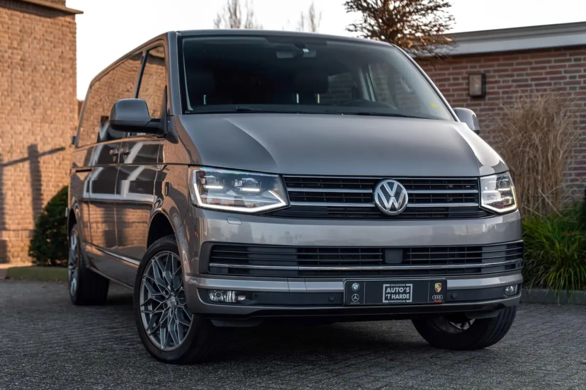 2.0 TDI L2H1 DC Highline 1e Eig Adaptive Cruise Trekhaak Leder LED 19''