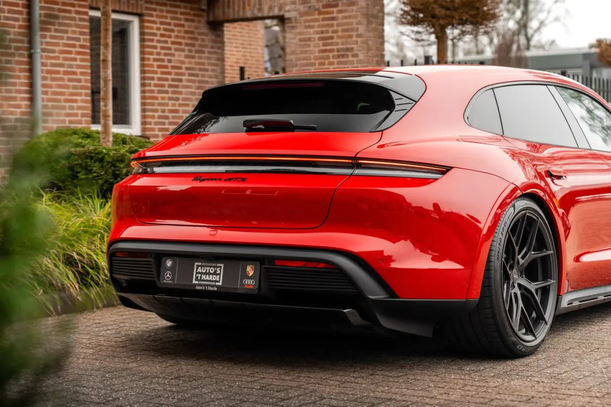 4 GTS Pakket | Garantie 01-2028 | 1e Eigenaar | 21'' Vossen | BOSE | Sportchrono |