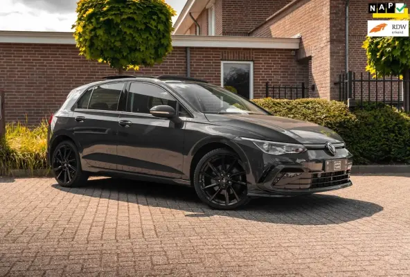 1.4 eHybrid 204 PK 1e Eig R-Line Pano Massage Adaptive 19''