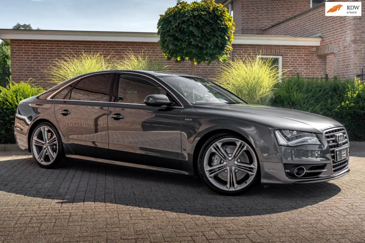 4.0 TFSI Quattro 670pk | Ceramisch | B&O | Pro Line + | 21''