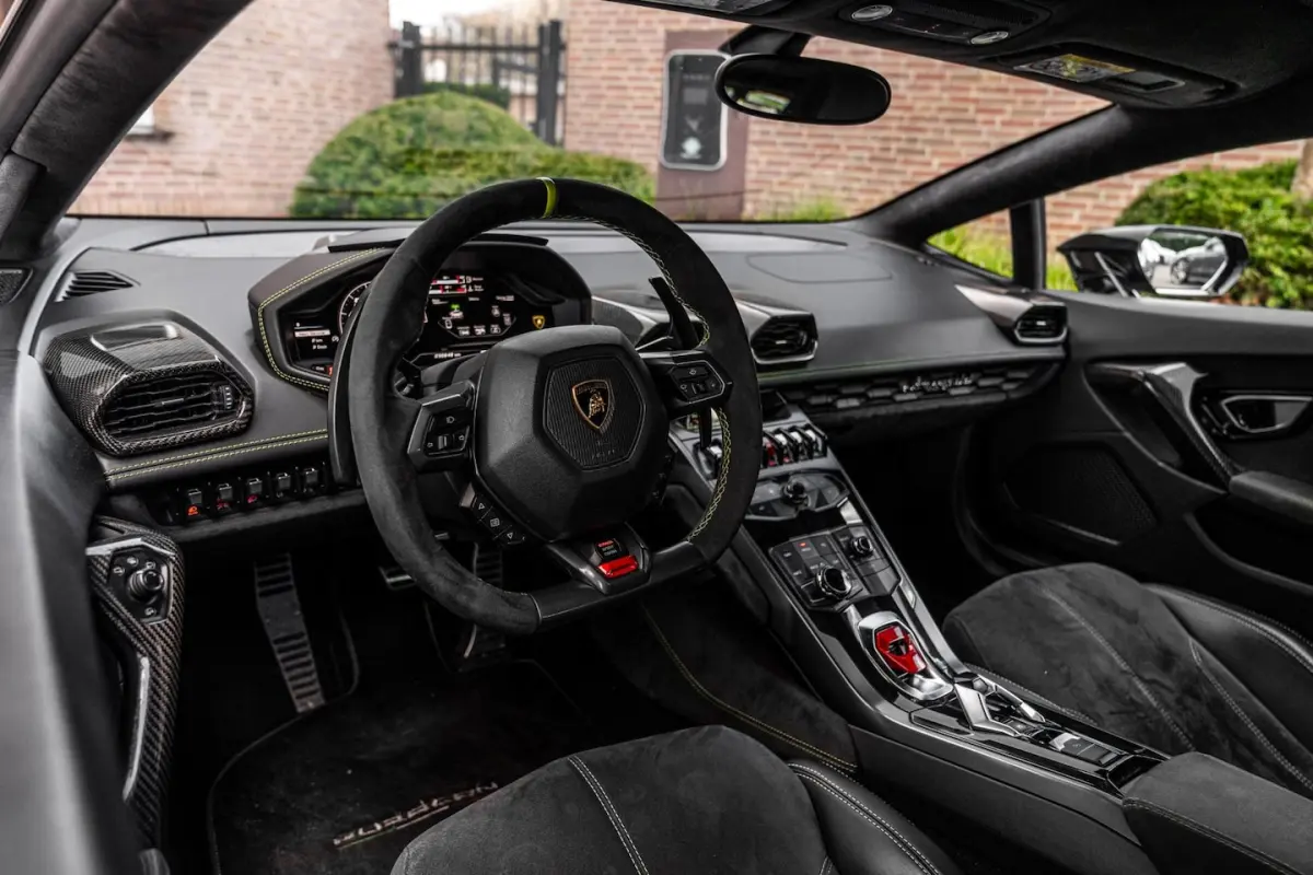 5.2 V10 LP580-2 | Lift | Dealer o.h | Carbon | Titanium Sportuitlaat