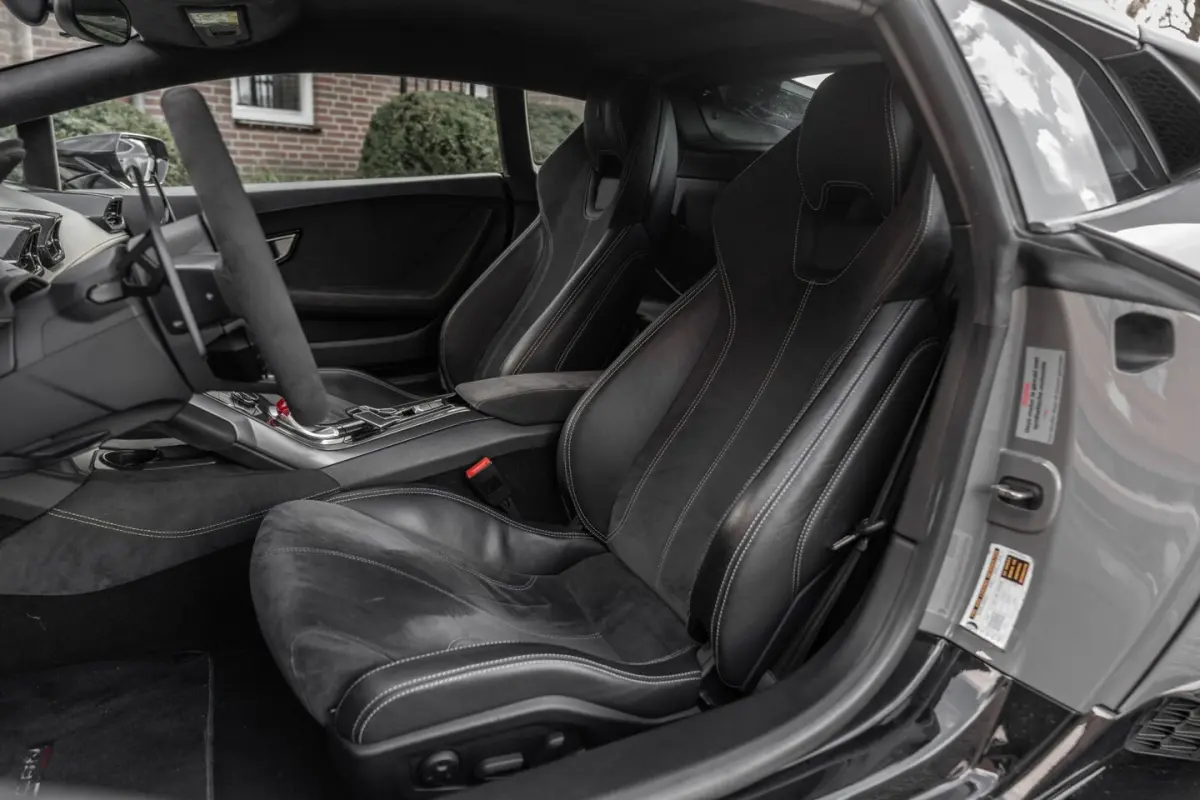 5.2 V10 LP580-2 | Lift | Dealer o.h | Carbon | Titanium Sportuitlaat