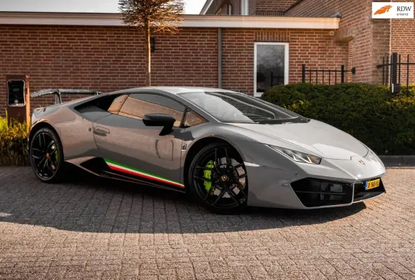 5.2 V10 LP580-2 | Lift | Dealer o.h | Carbon | Titanium Sportuitlaat