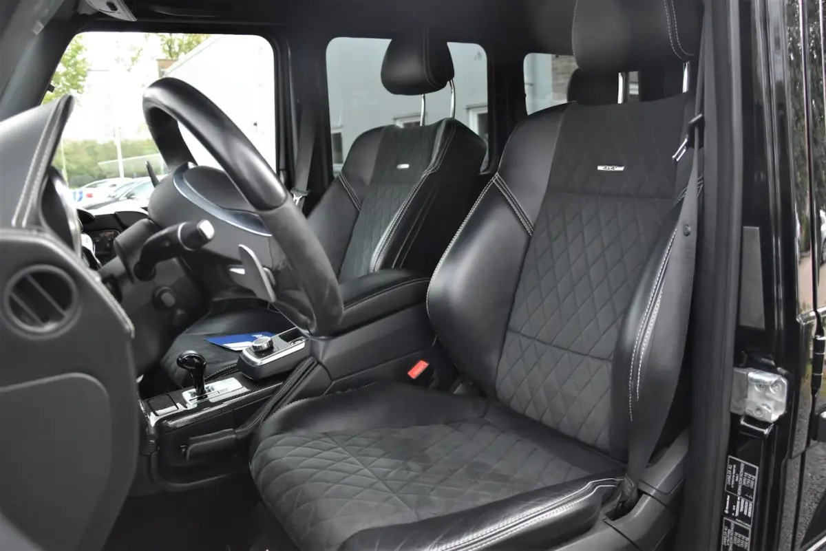 500 4x4Â² 421 PK Carbon Pakket Harman Kardon 22''