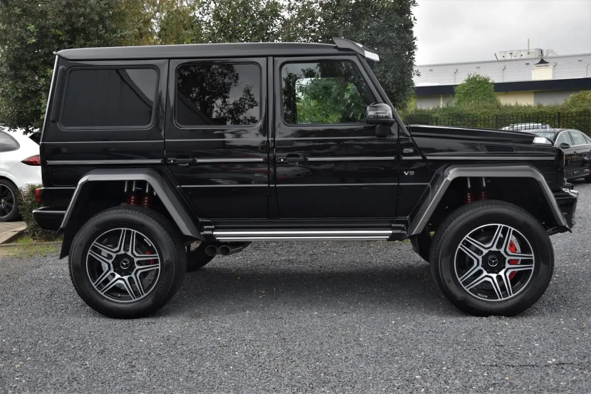 500 4x4Â² 421 PK Carbon Pakket Harman Kardon 22''