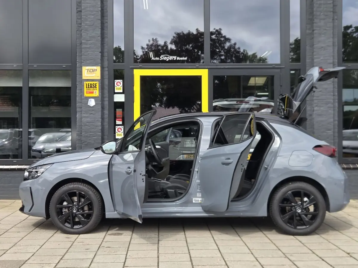 1.2 Turbo Hybrid GS | Park Cam | Park sens V+A | Apple Car | Android Auto |