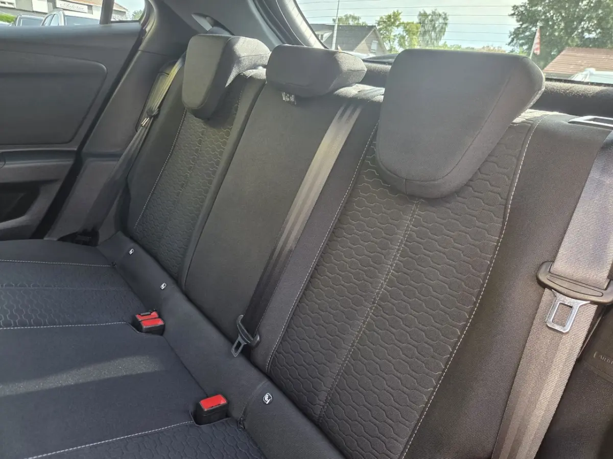 1.2 Turbo Hybrid Automaat | Camera + Sensoren | BT Carplay | BT Android Auto | Climate | C