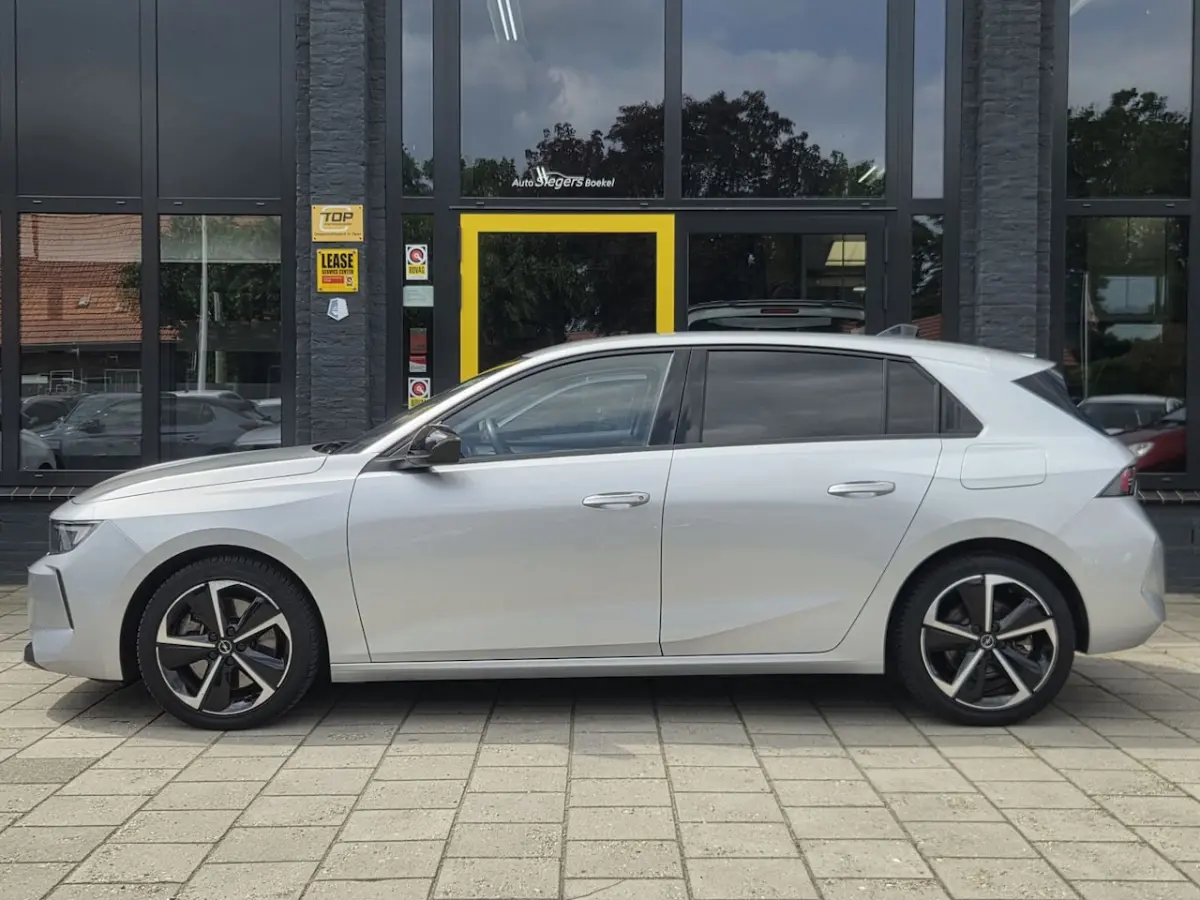 1.6 Hybrid Business Edition | 97, 5% SOH | Stoelv | Stuurv | Camera + Sensoren | Carplay |