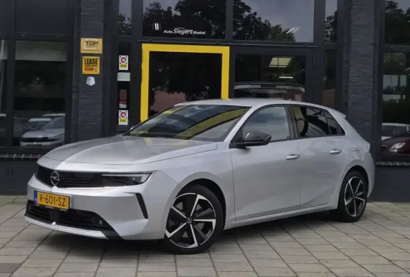 1.6 Hybrid Business Edition | 97, 5% SOH | Stoelv | Stuurv | Camera + Sensoren | Carplay |