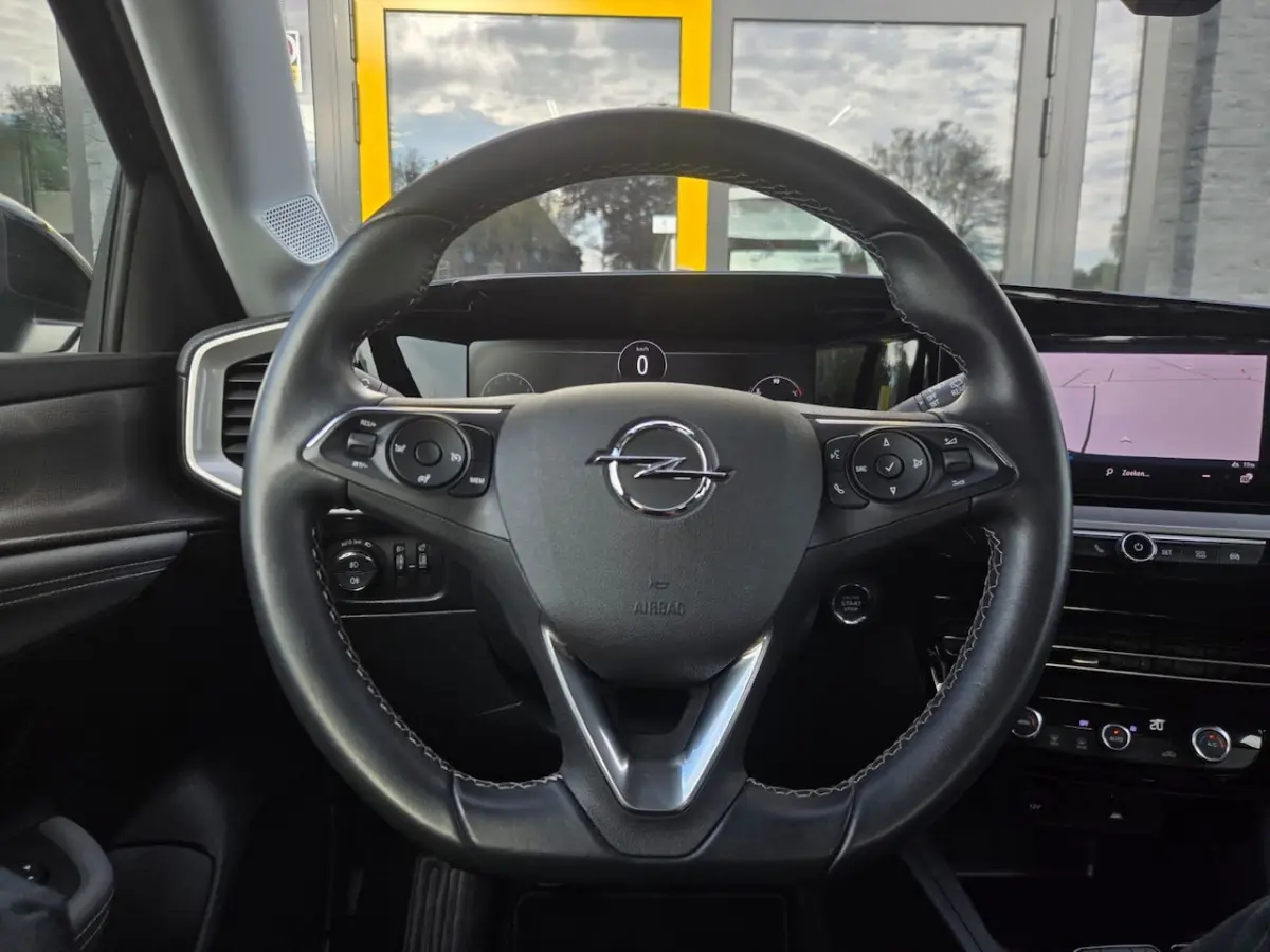 1.2 Turbo Elegance | Camera + Sensoren | Carplay | Android Auto | Navi | Tel | Climate | C