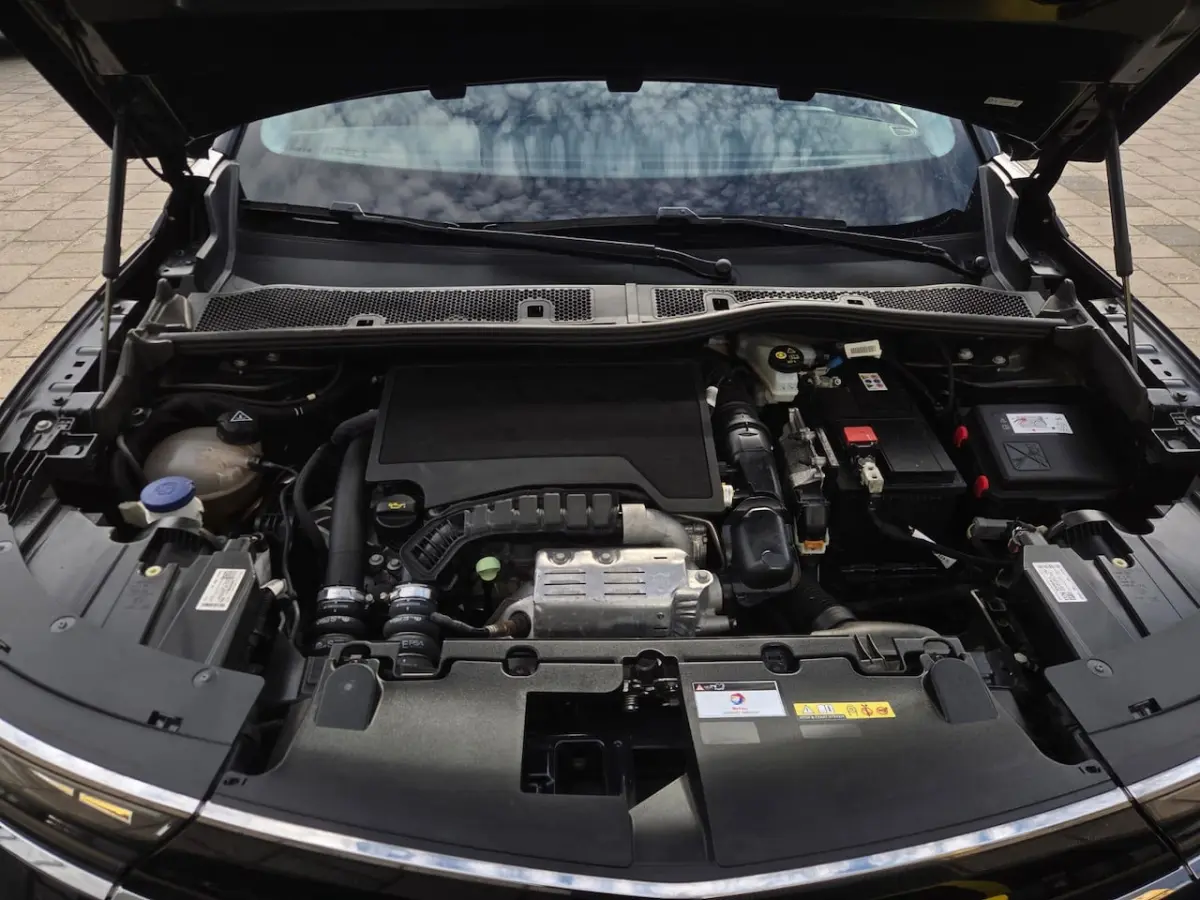 1.2 Turbo Elegance | Camera + Sensoren | Carplay | Android Auto | Navi | Tel | Climate | C