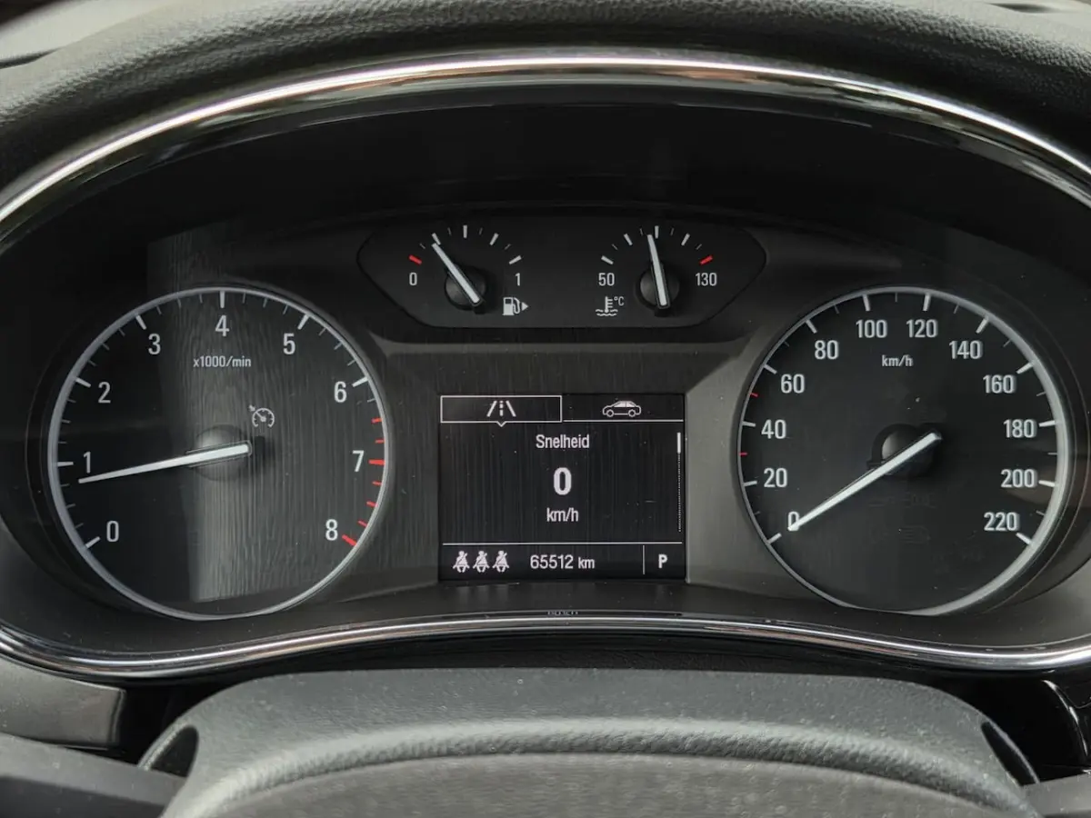 1.4 Turbo Innovation I 140PK I Park. Sens. I Cruise Control I Full Map Navi | Apple Car |