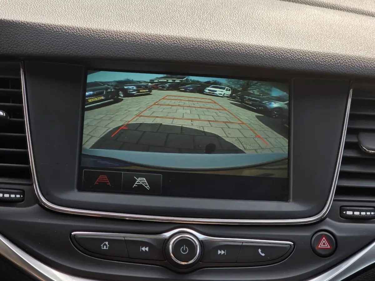 1.2 Design & Tech Trekhaak | Camera + Sensoren | Carplay | Android Auto | Trekhaak |