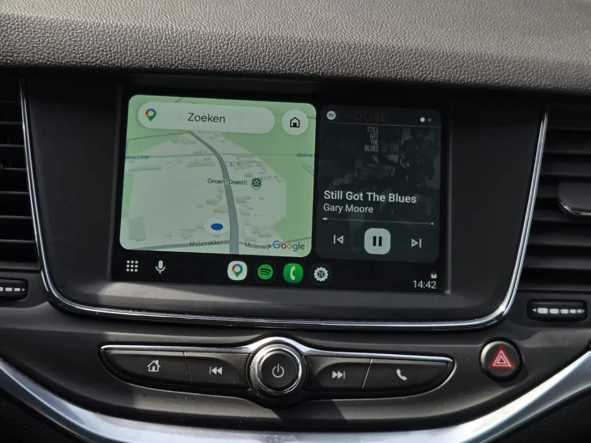1.2 Design & Tech Trekhaak | Camera + Sensoren | Carplay | Android Auto | Trekhaak |