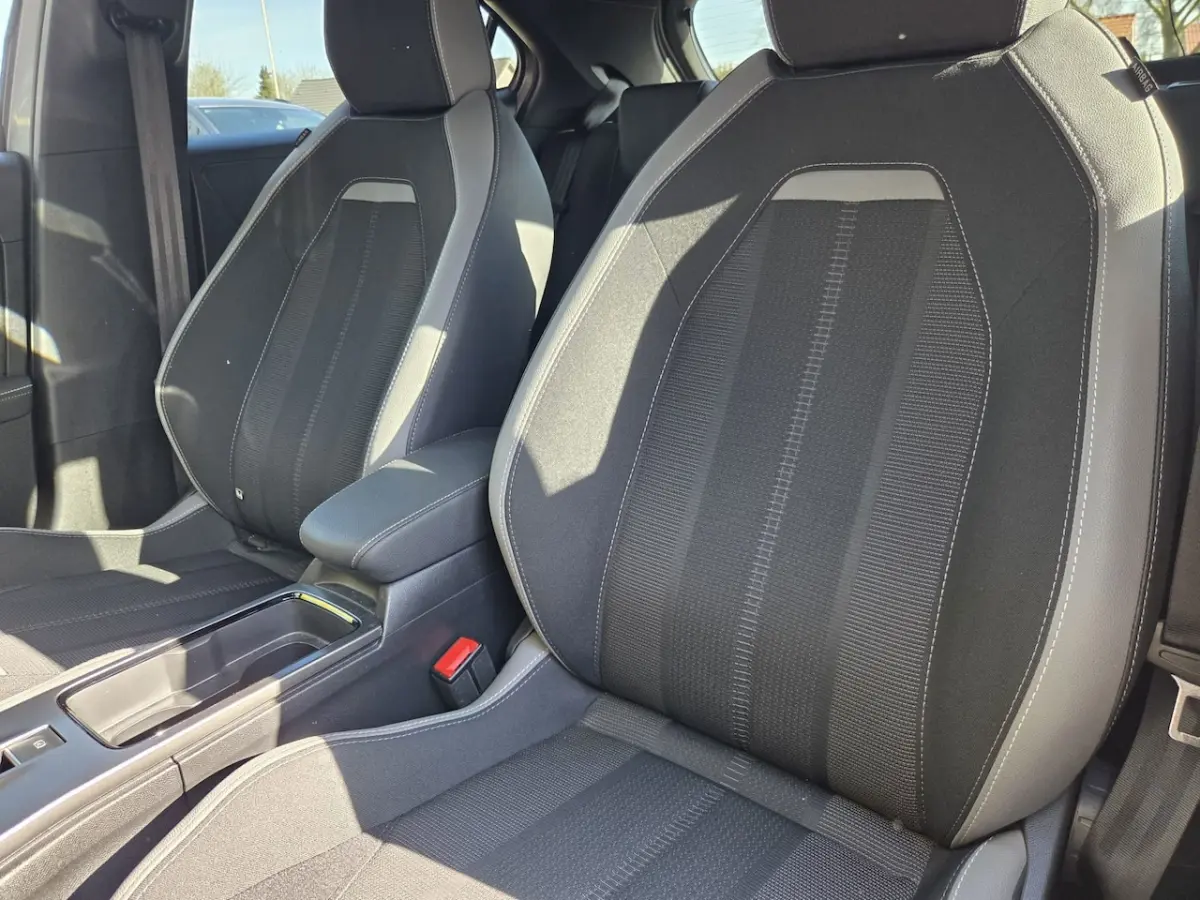 1.2 Turbo Edition Automaat | Camera + Sensoren | Apple car | Android car | Climate control