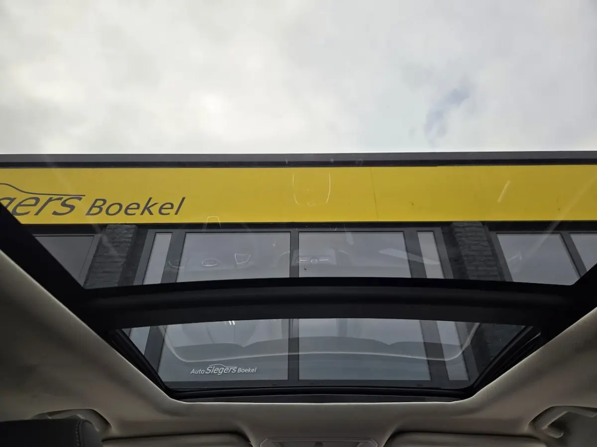 1.5 EcoBoost Titanium | Trekhaak | Panoramadak | Camera + Sensoren | Elektr. Achterkl. | 2