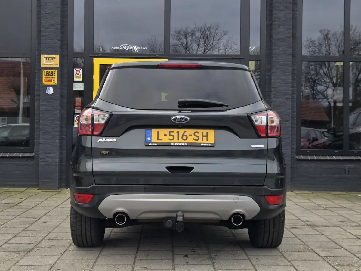 1.5 EcoBoost Titanium | Trekhaak | Panoramadak | Camera + Sensoren | Elektr. Achterkl. | 2
