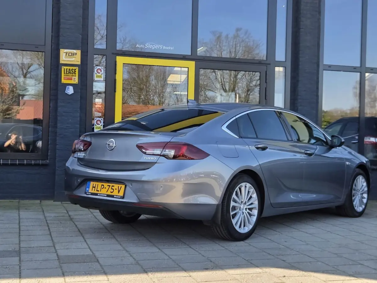 1.5 Turbo Automaat Innovation | Stoelverw | Stuurverw | Camera + Sensoren | Carplay | Andr
