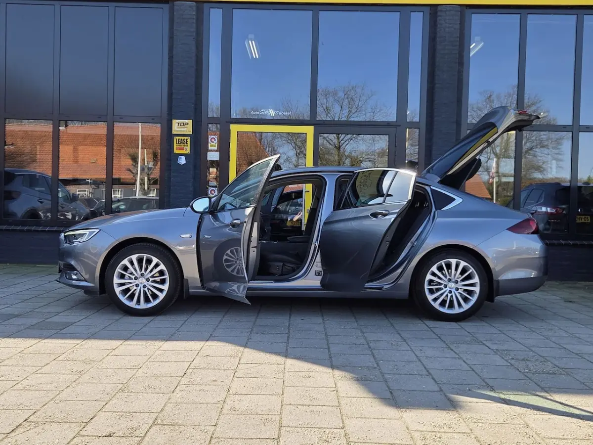 1.5 Turbo Automaat Innovation | Stoelverw | Stuurverw | Camera + Sensoren | Carplay | Andr