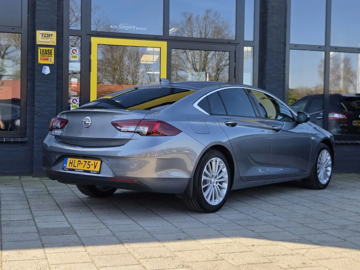 1.5 Turbo Automaat Innovation | Stoelverw | Stuurverw | Camera + Sensoren | Carplay | Andr