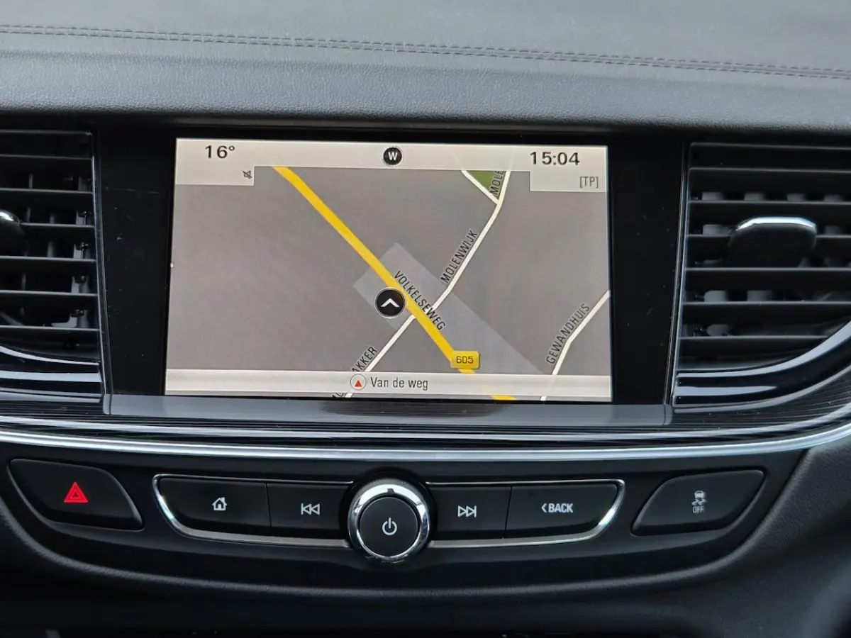 1.5 Turbo Automaat Innovation | Stoelverw | Stuurverw | Camera + Sensoren | Carplay | Andr