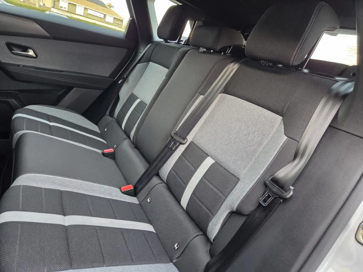 1.2 Turbo Hybrid Edition | Stoelv + Stuurv | Camer + Sensoren | BT Carplay | BT Android Au
