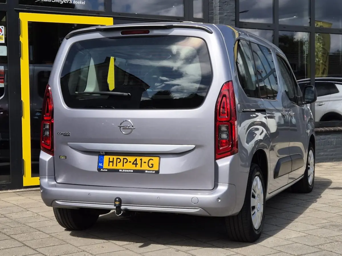 5 Zits | Trekhaak | Parkeer Camera | Park. Sens. | Navigatie | Climate Control | Android A