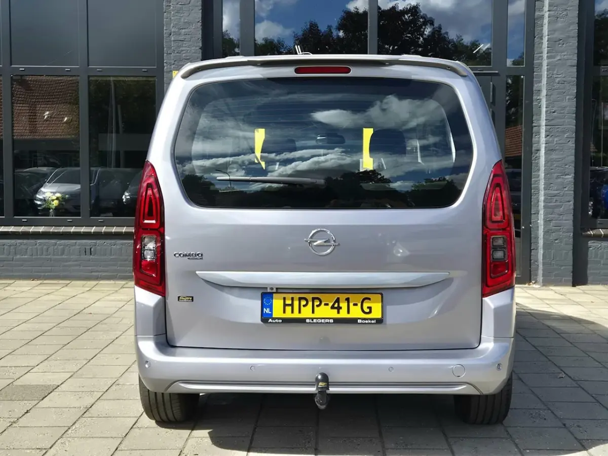 5 Zits | Trekhaak | Parkeer Camera | Park. Sens. | Navigatie | Climate Control | Android A