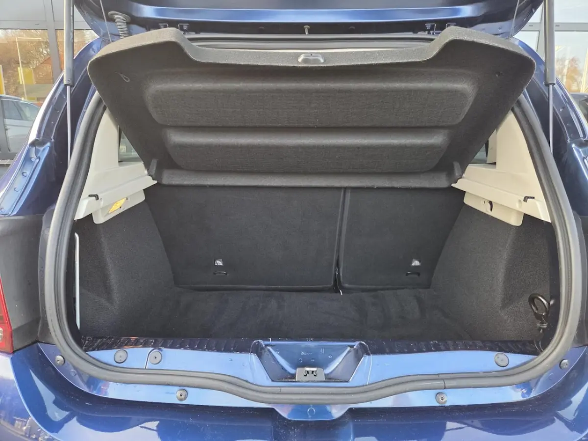 0.9 TCe Laureate | Parkeersensoren Achter | Cruise Control | Airco