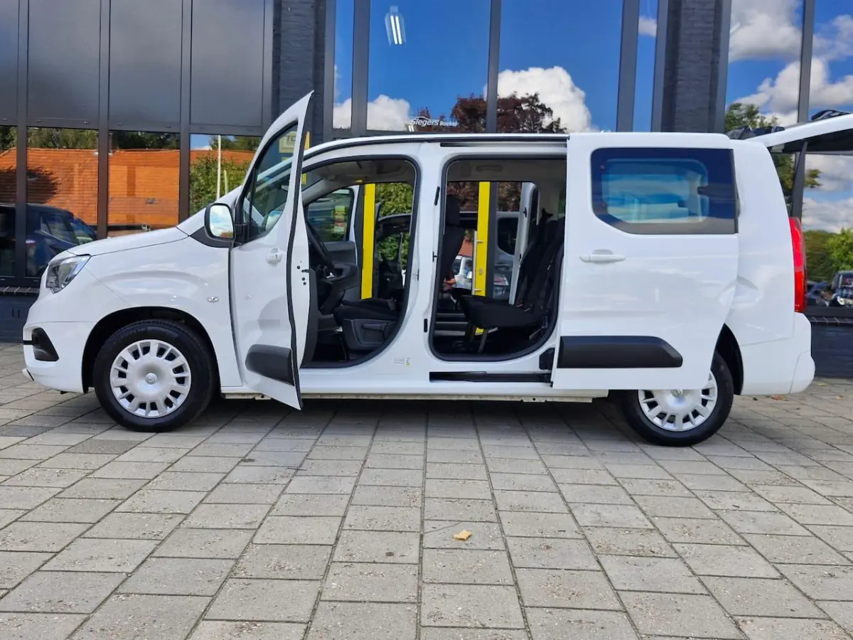 1.2 Turbo L2H1 Edition 7p. | Parkeersensoren | Navigatie | Telefoon | Apple Carplay | Andr
